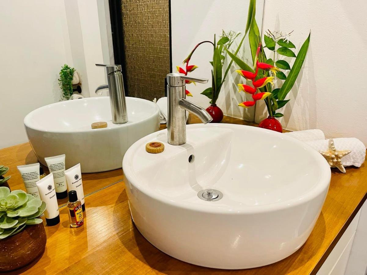 Tunui City Apartment - Quiet & Pool ปาเปเอเต ภายนอก รูปภาพ